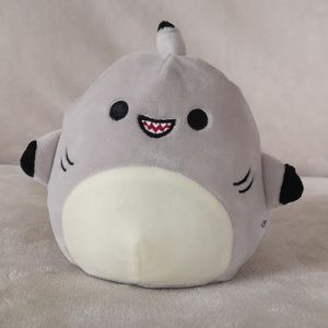 Gordon The Gray Shark 5 inches Squishmallow